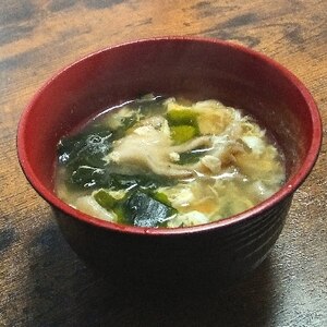 卵とワカメの中華スープ